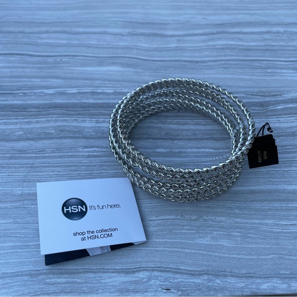 R.J. GRAZIANO Set of 10 Vintage Silvertone Twisted Bangle Bracelets Size 8.5 NWT - Picture 3 of 11